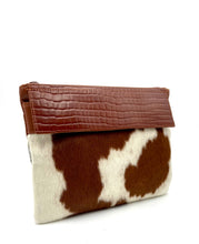 Load image into Gallery viewer, Sofia Clutch - Tan Cowhide
