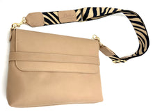 Load image into Gallery viewer, Andy cross body bag - Hazelnut Beige Italian Leather
